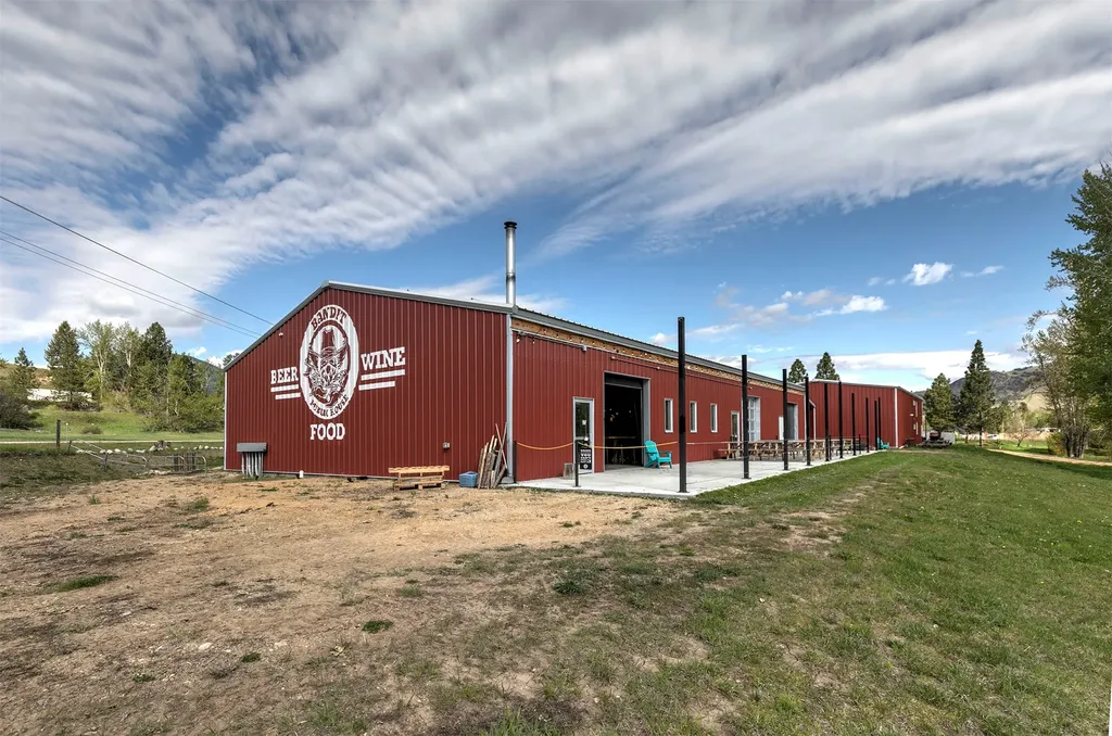 125 & 139 Hannon Lane Darby MT 59829