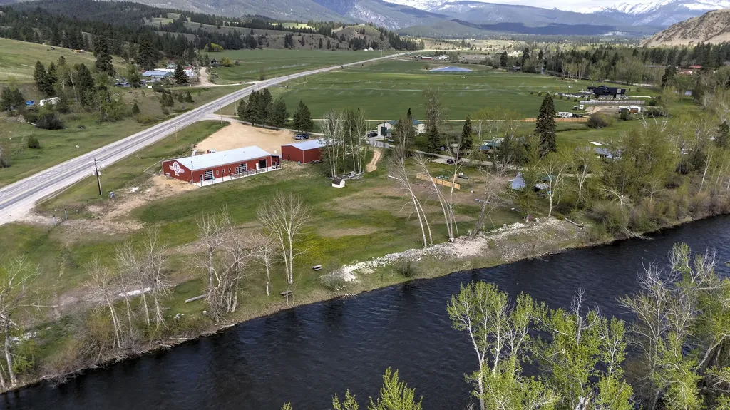125 & 139 Hannon Lane Darby MT 59829