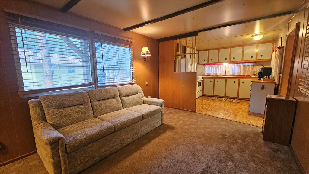 4447 Snow Fleury Lane Lincoln MT 59639