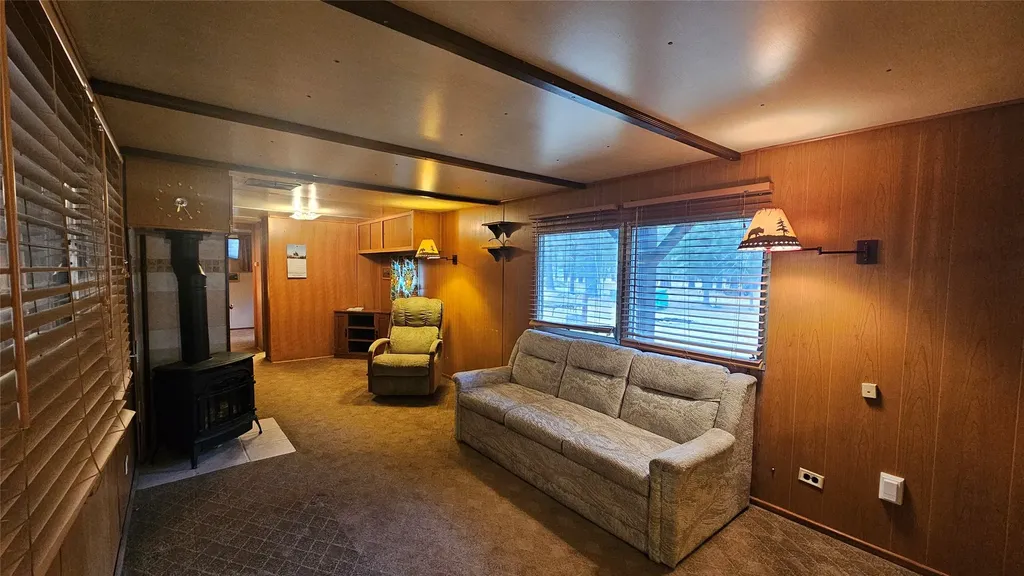 4447 Snow Fleury Lane Lincoln MT 59639