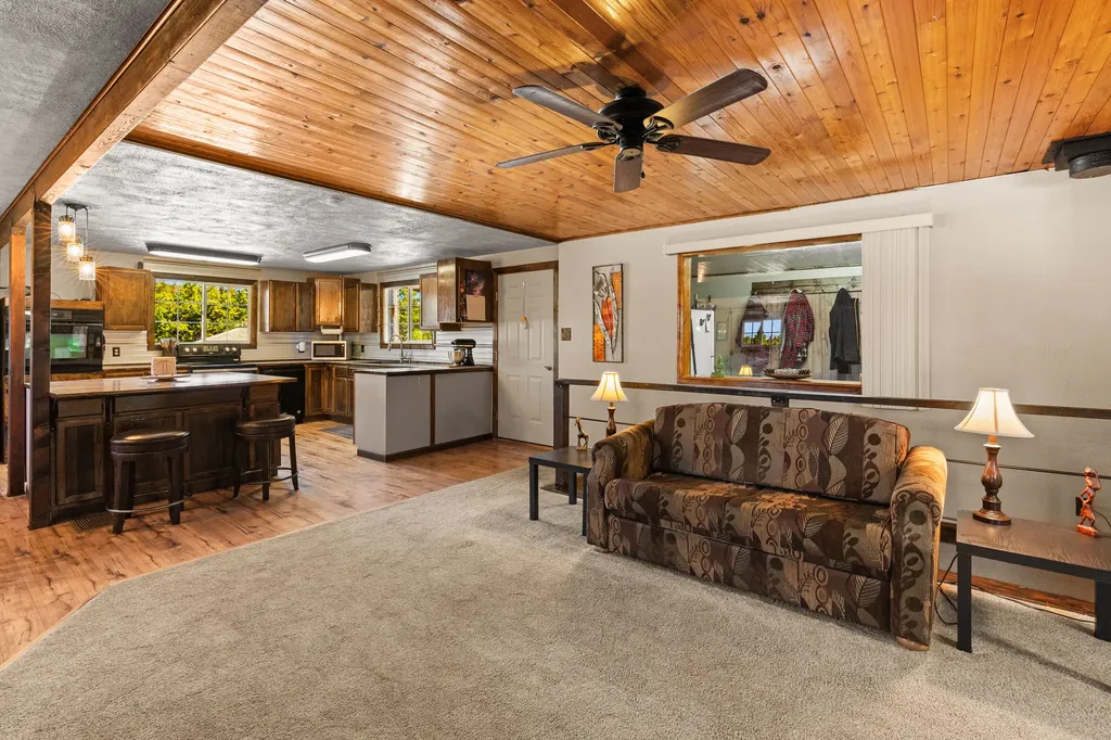 360 Roosevelt Drive Butte MT 59701
