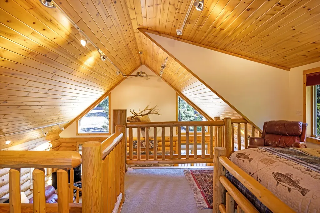 4 Ida Court Clinton MT 59825
