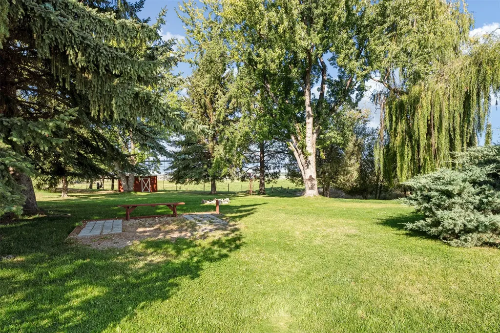 1204 Ambrose Creek Road Stevensville MT 59870
