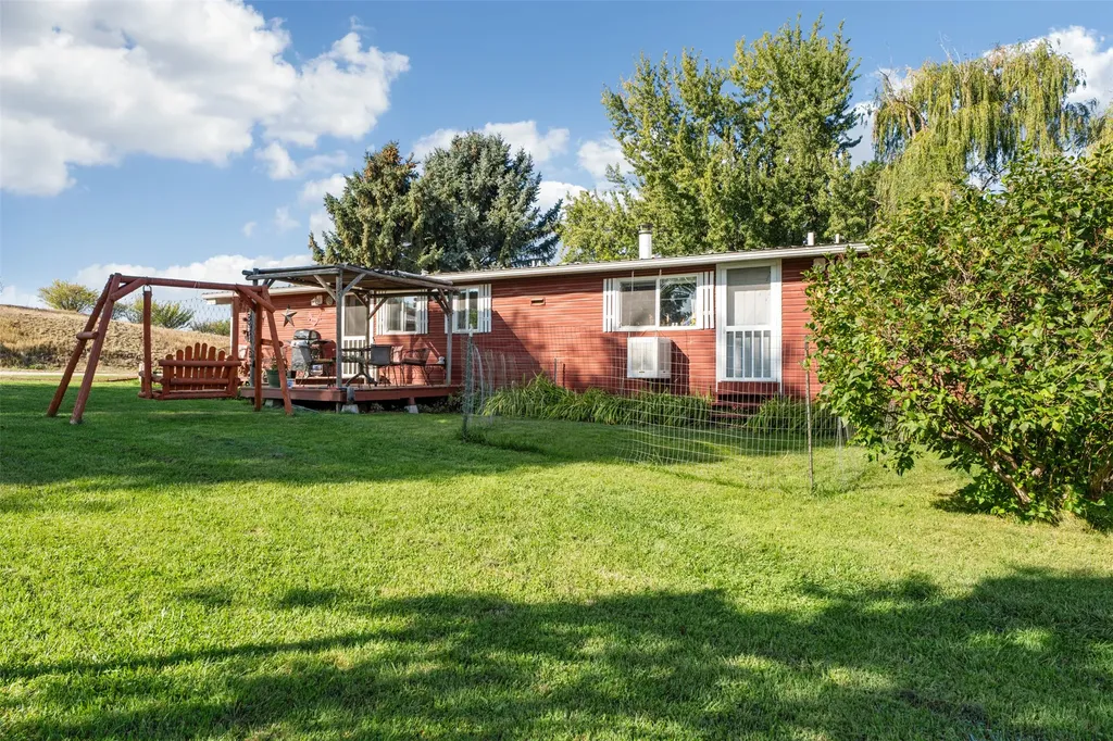 1204 Ambrose Creek Road Stevensville MT 59870