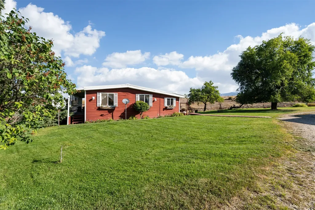 1204 Ambrose Creek Road Stevensville MT 59870