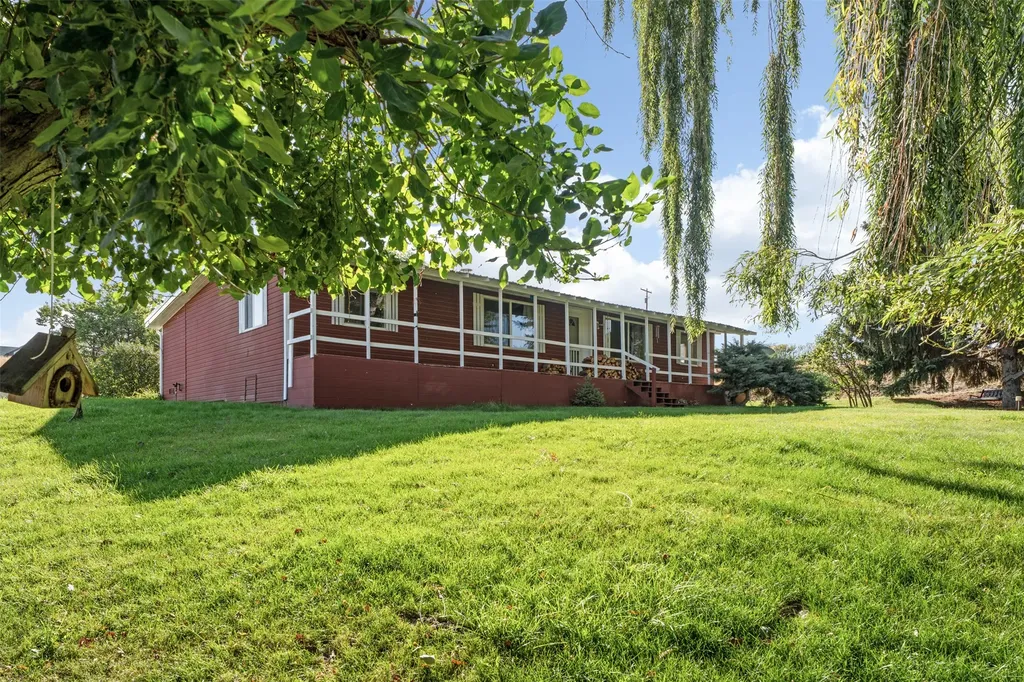 1204 Ambrose Creek Road Stevensville MT 59870