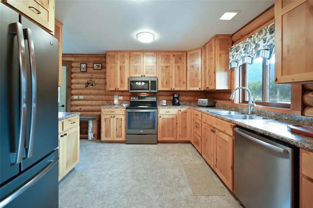 59 Northshore Drive Thompson Falls MT 59873