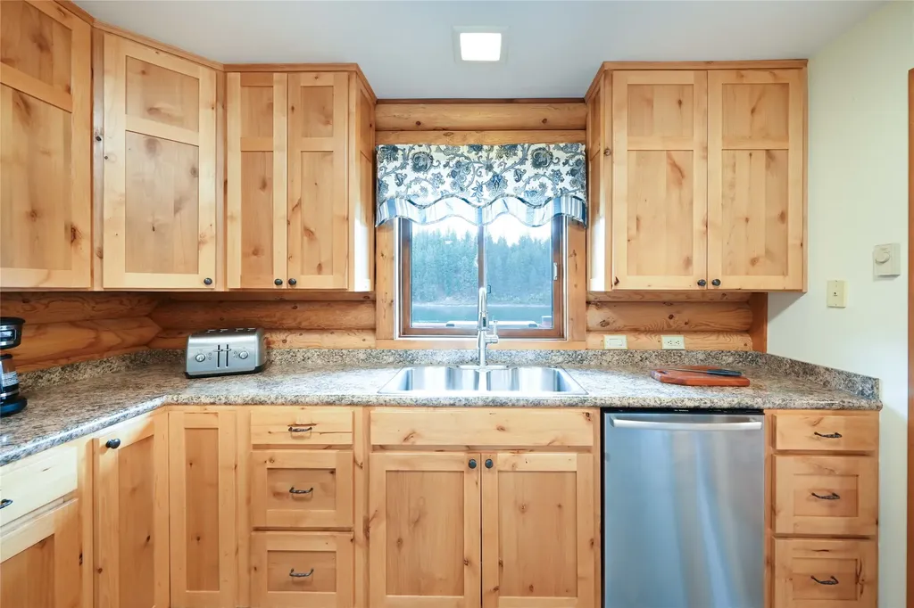 59 Northshore Drive Thompson Falls MT 59873
