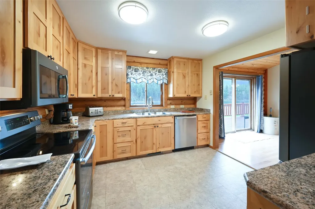 59 Northshore Drive Thompson Falls MT 59873