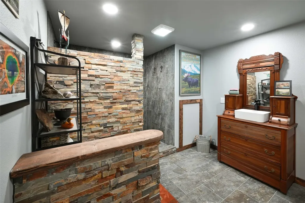 59 Northshore Drive Thompson Falls MT 59873