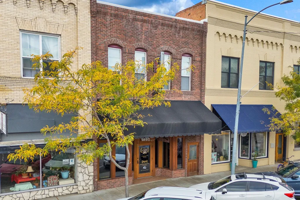 169 S 2nd Street Hamilton MT 59840