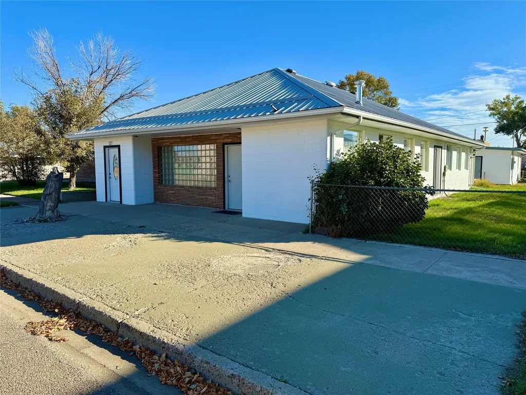 127 Main Street Chester MT 59522