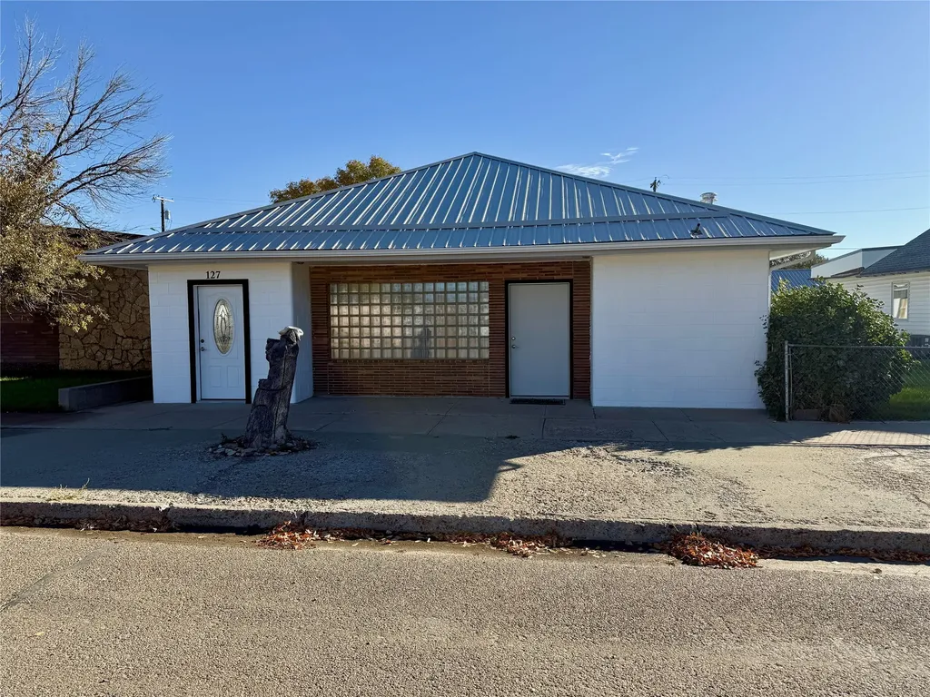 127 Main Street Chester MT 59522