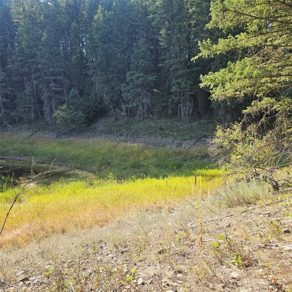 324 Kathy Lake Lane Kalispell MT 59901