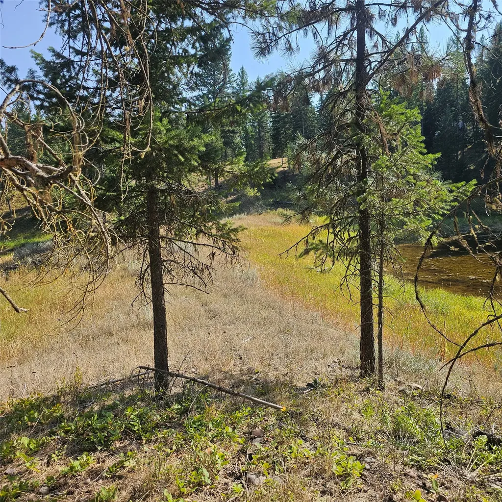 324 Kathy Lake Lane Kalispell MT 59901