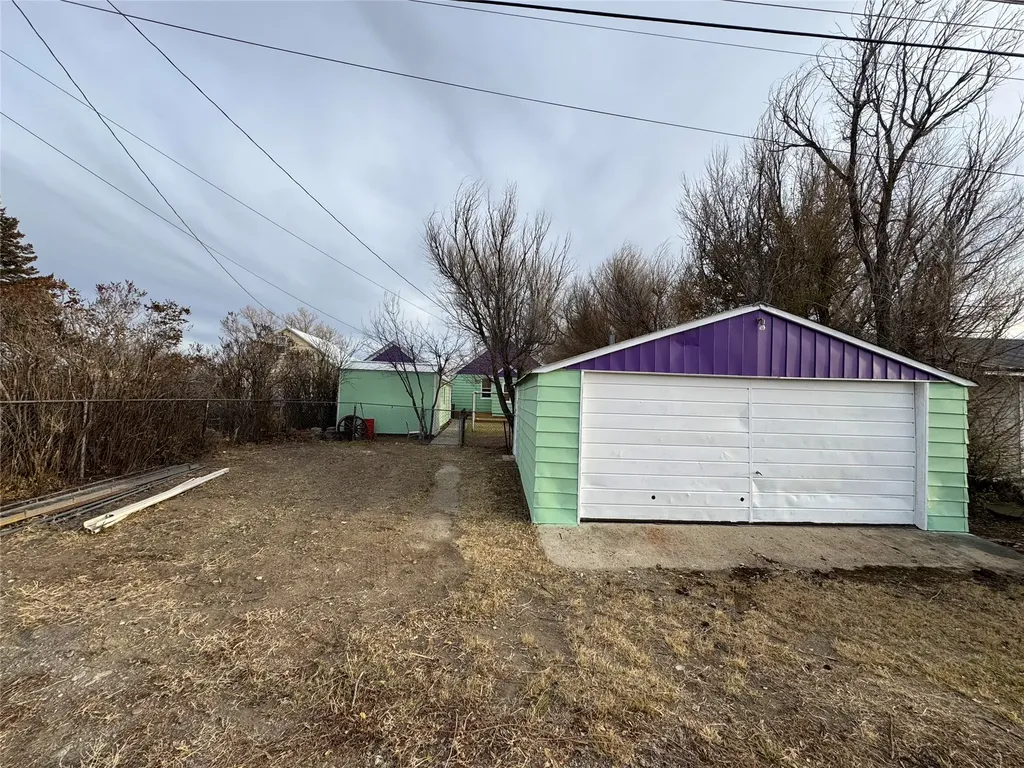334 4th Avenue SE Cut Bank MT 59427
