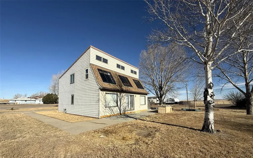 237 5th Avenue NE Cut Bank MT 59427