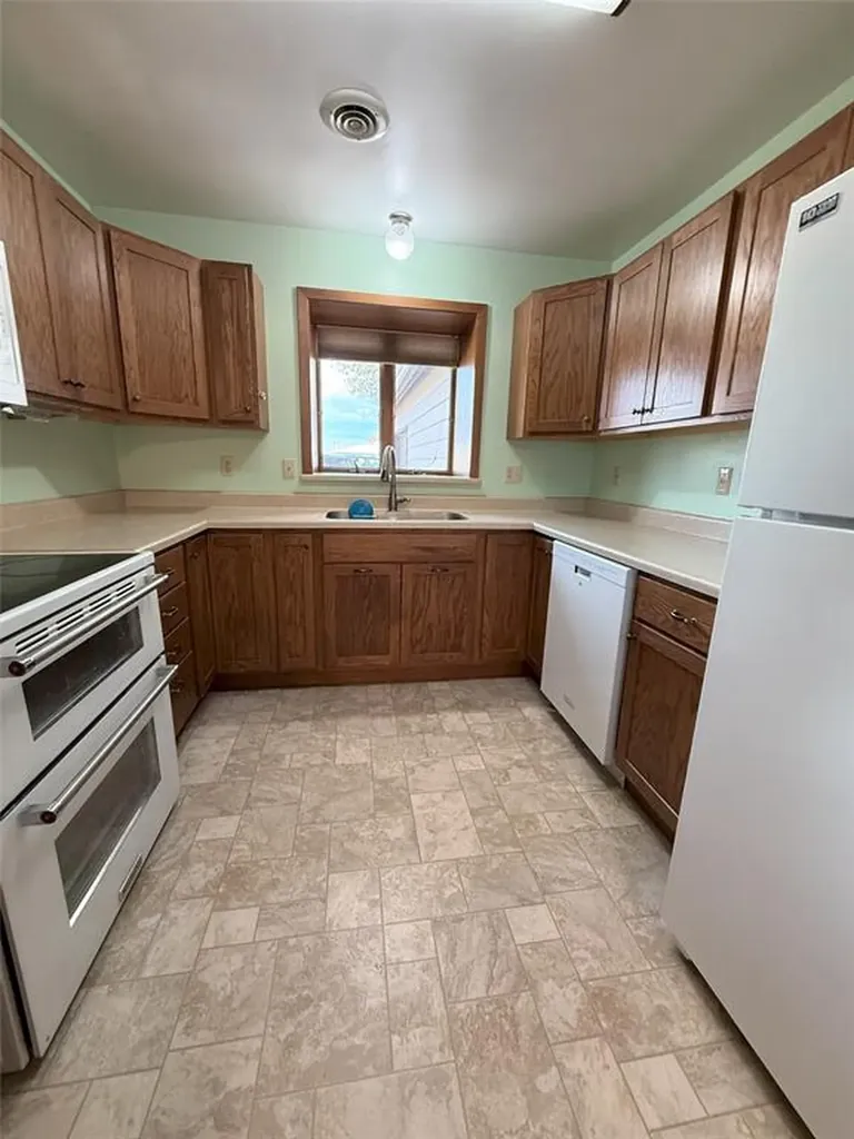 237 5th Avenue NE Cut Bank MT 59427