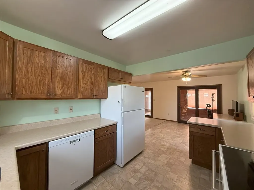 237 5th Avenue NE Cut Bank MT 59427