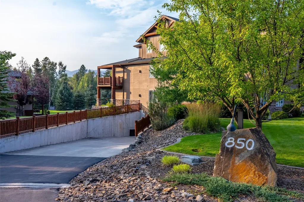 850 Saint Andrews Drive Columbia Falls MT 59912