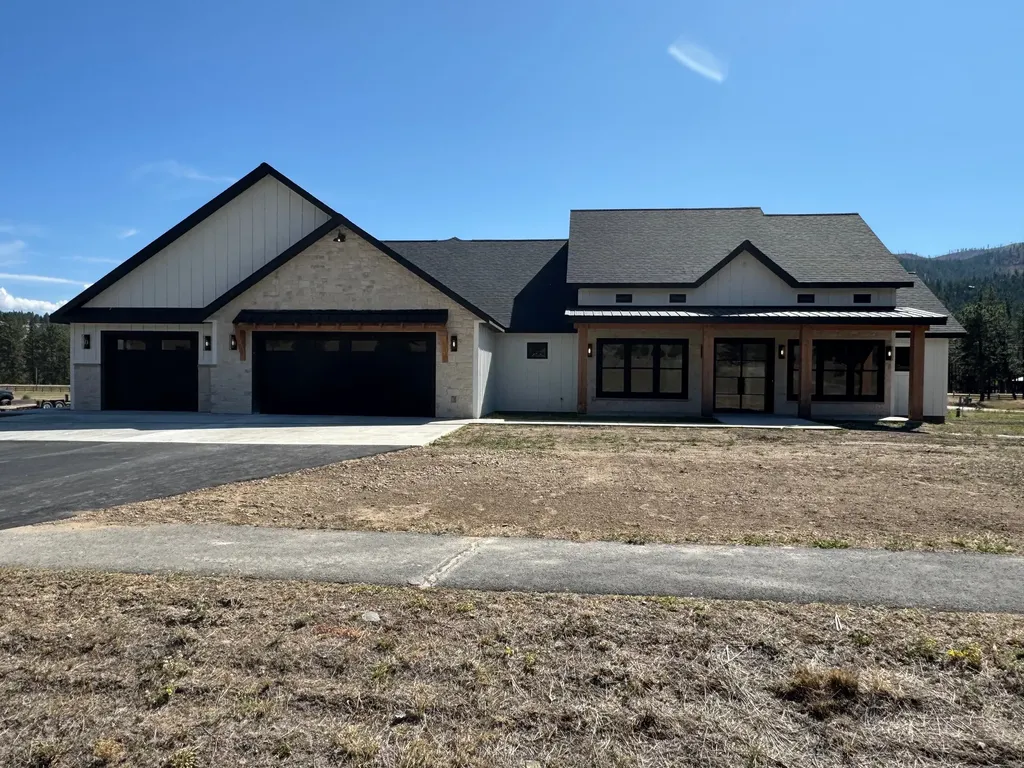 9883 Hatton Lane Lolo MT 59847