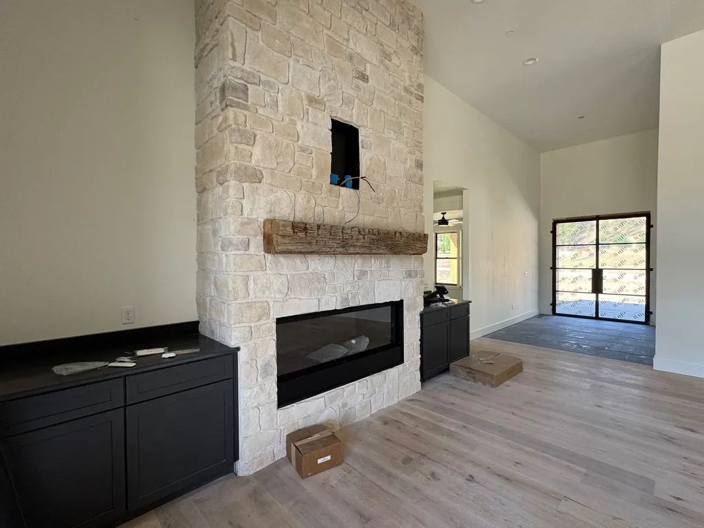 9883 Hatton Lane Lolo MT 59847