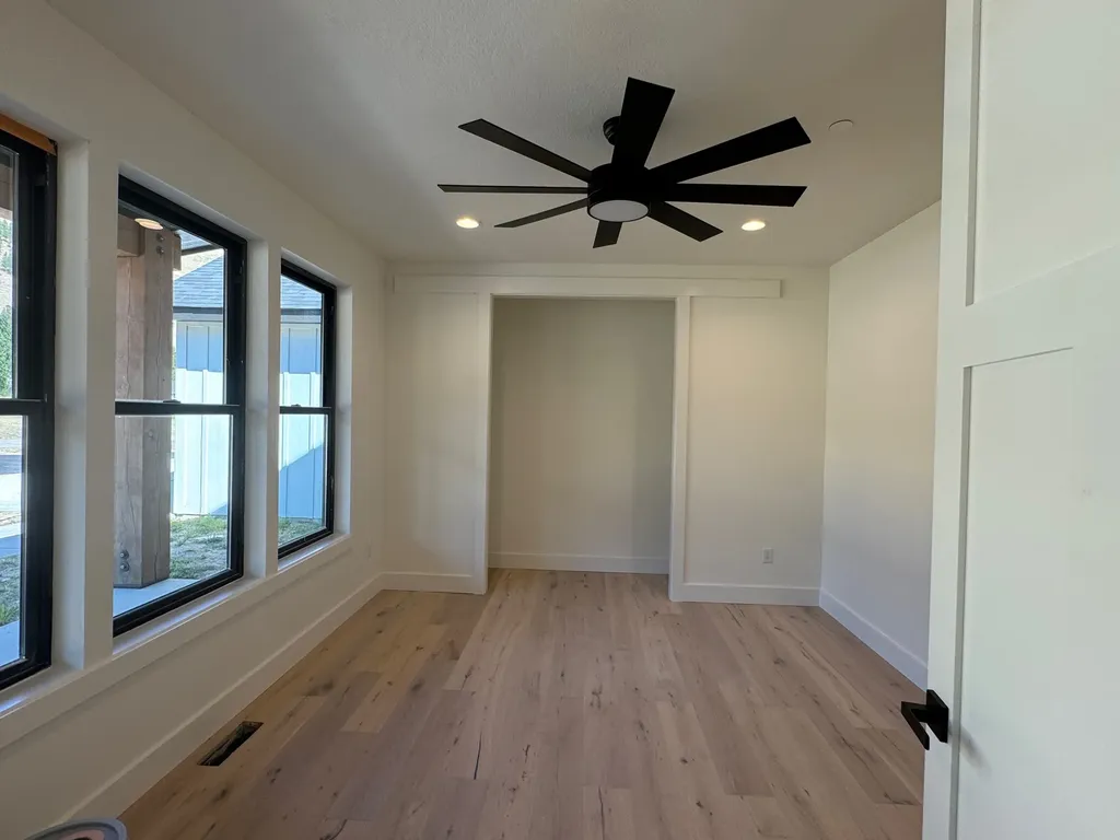 9883 Hatton Lane Lolo MT 59847