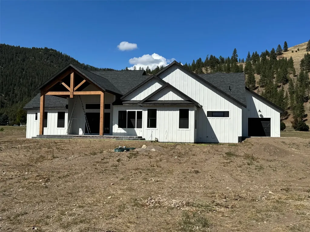 9883 Hatton Lane Lolo MT 59847