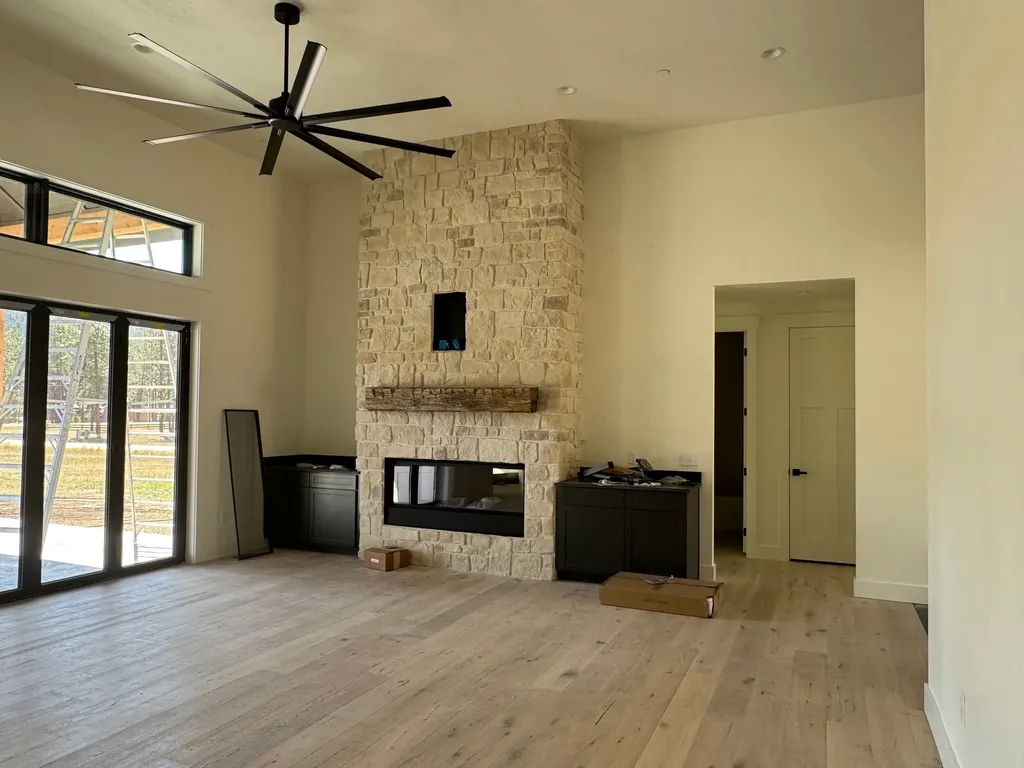 9883 Hatton Lane Lolo MT 59847