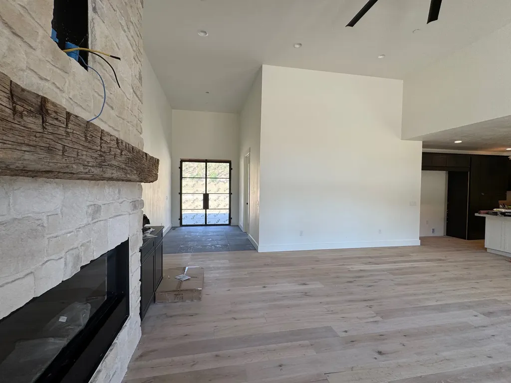 9883 Hatton Lane Lolo MT 59847