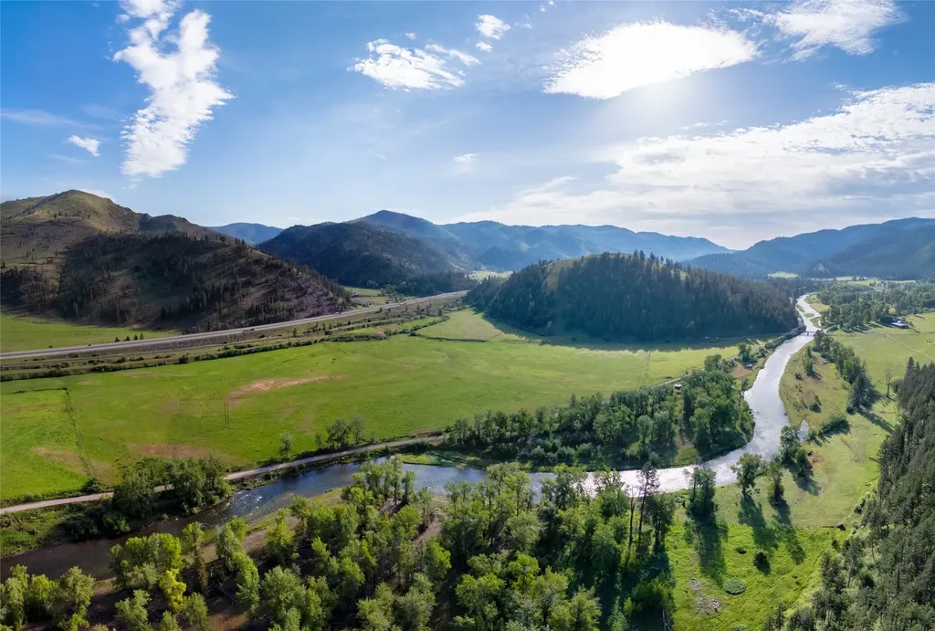 Nhn Bonita Station Road Clinton MT 59825