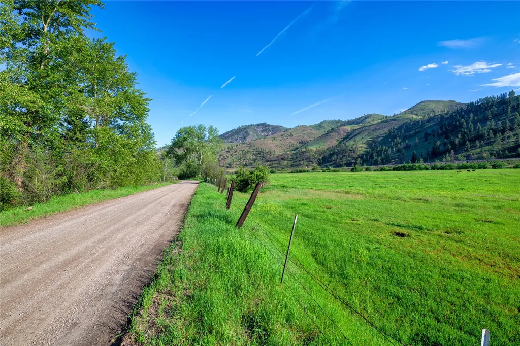 Nhn Bonita Station Road Clinton MT 59825