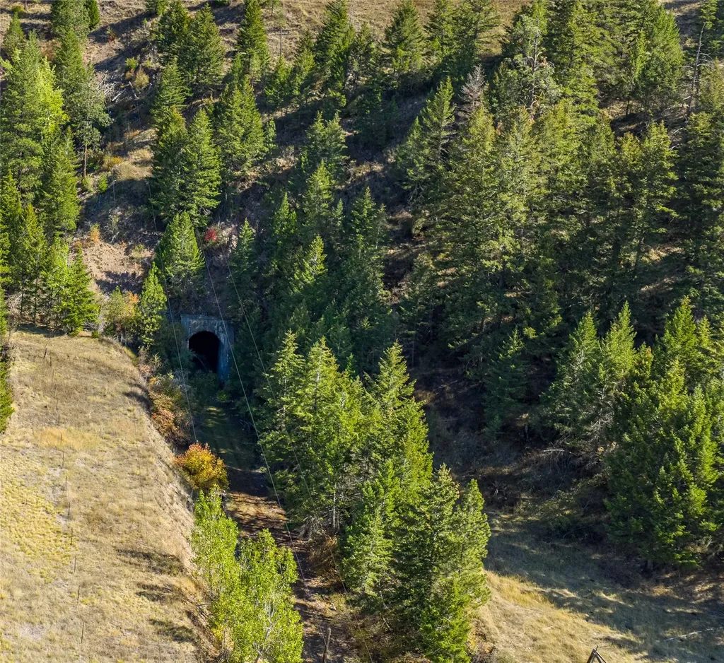 Nhn Bonita Station Road Clinton MT 59825
