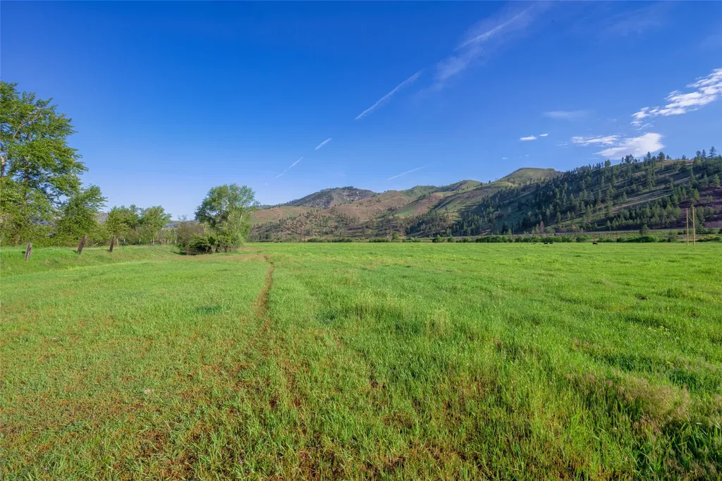 Nhn Bonita Station Road Clinton MT 59825