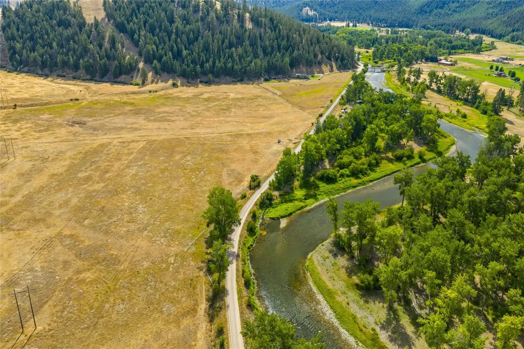 Nhn Bonita Station Road Clinton MT 59825