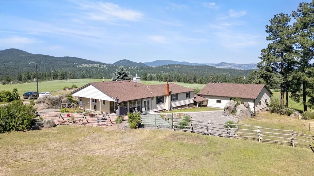 893 Mcclellan Creek Road Clancy MT 59634