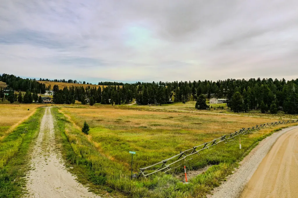 10 Green Meadow Lane Anaconda MT 59711