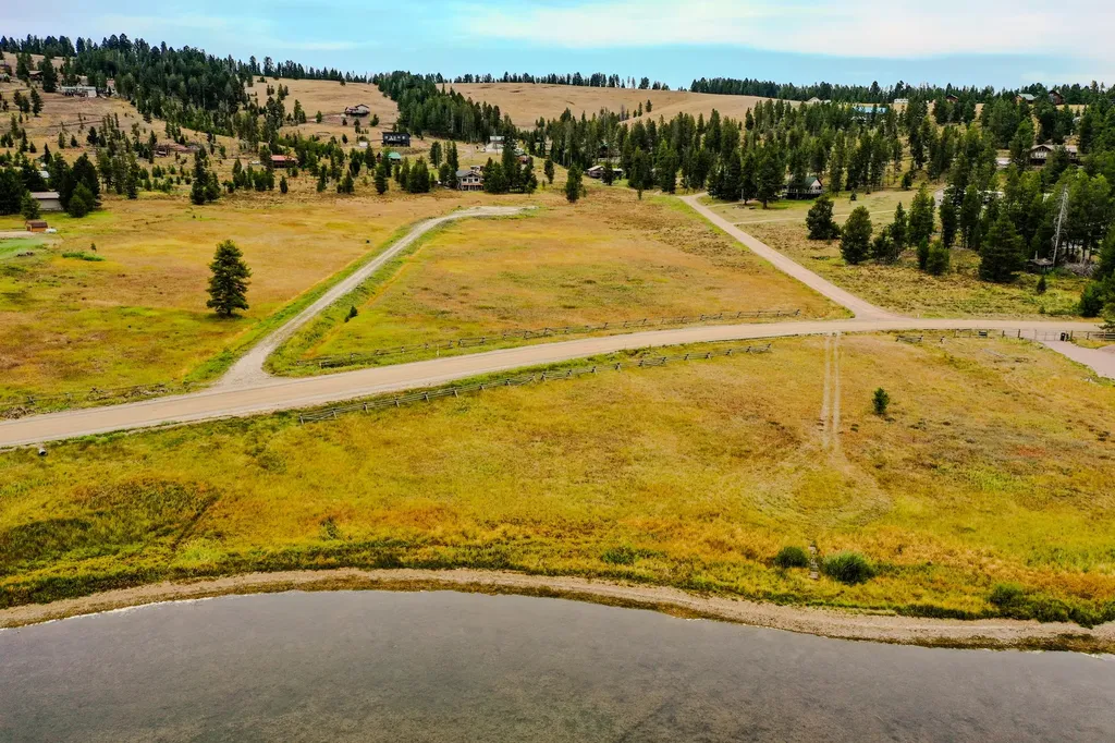 10 Green Meadow Lane Anaconda MT 59711