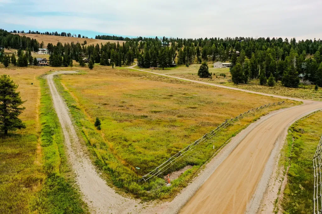 10 Green Meadow Lane Anaconda MT 59711