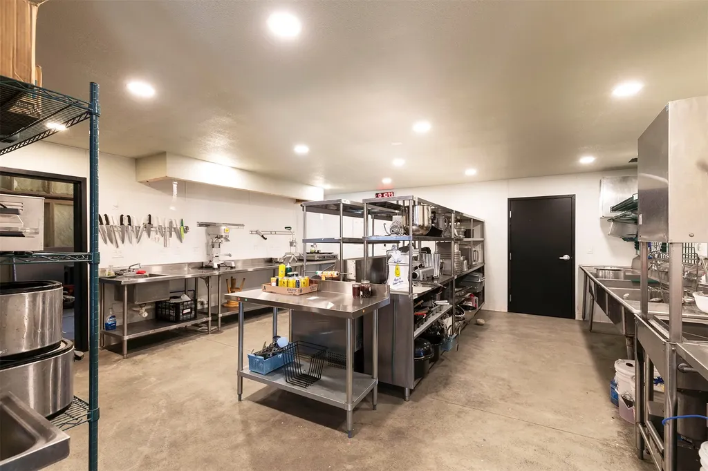 125 Hannon Lane Darby MT 59829