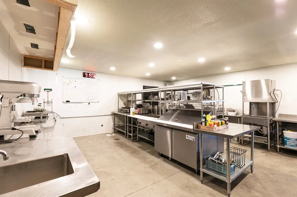125 Hannon Lane Darby MT 59829