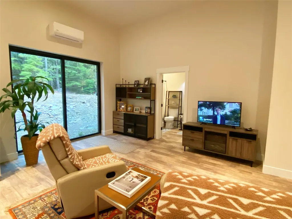 75 Northshore Drive Troy MT 59935