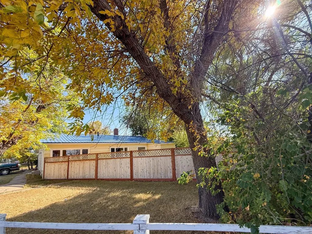 124 Rosebud Street Shelby MT 59474