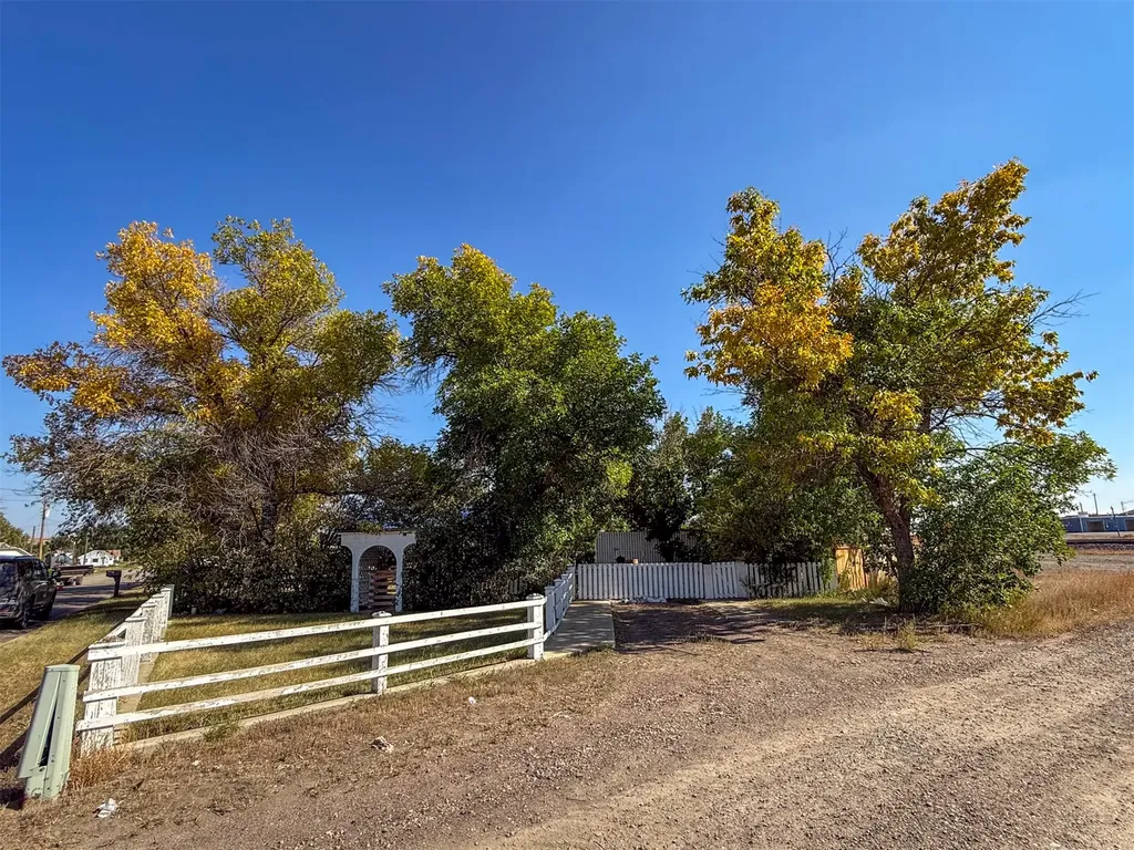 124 Rosebud Street Shelby MT 59474