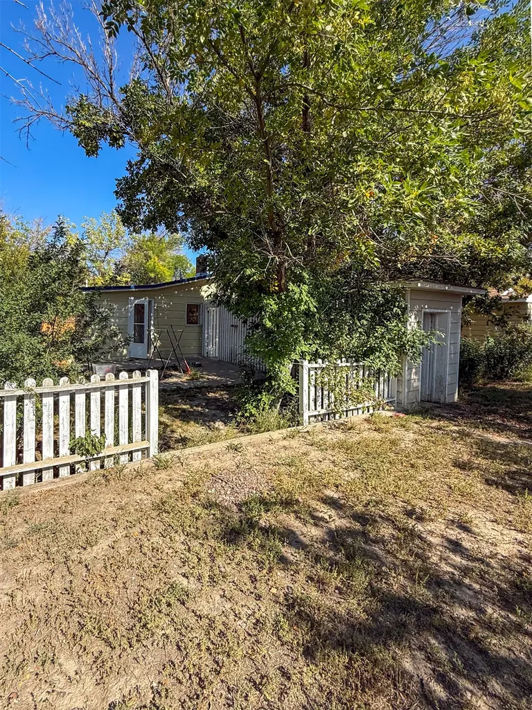 124 Rosebud Street Shelby MT 59474