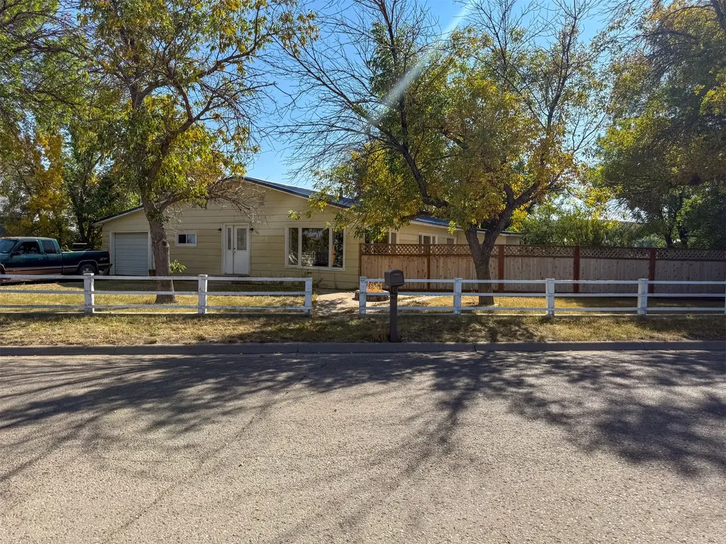 124 Rosebud Street Shelby MT 59474