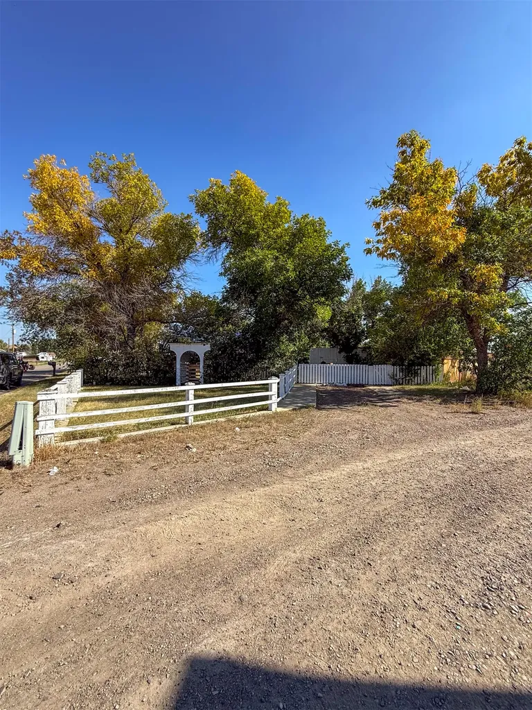 124 Rosebud Street Shelby MT 59474