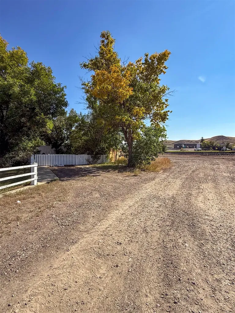 124 Rosebud Street Shelby MT 59474