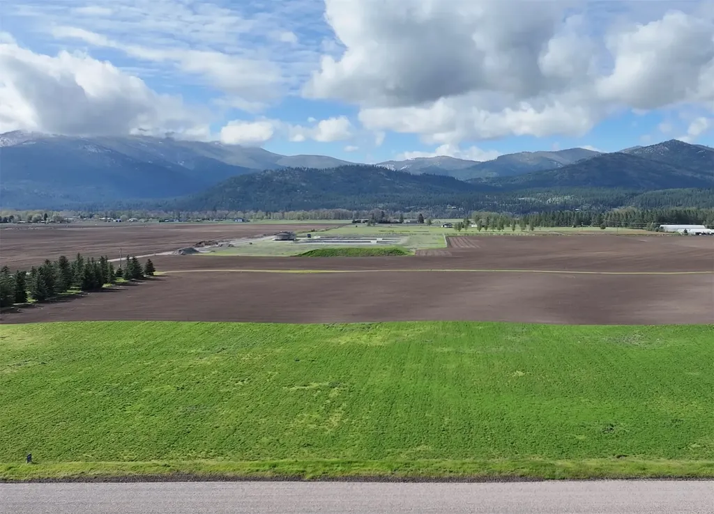 Nhn Picea Place Plains MT 59859