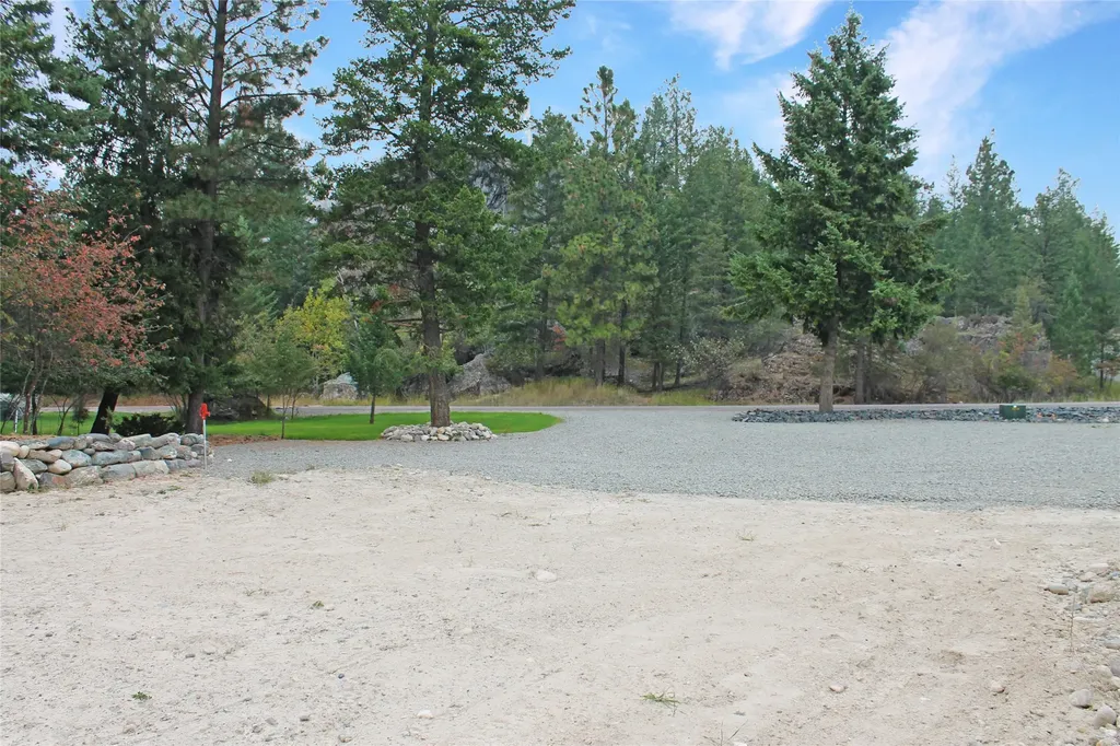 206 Kokanee Drive E Rexford MT 59930